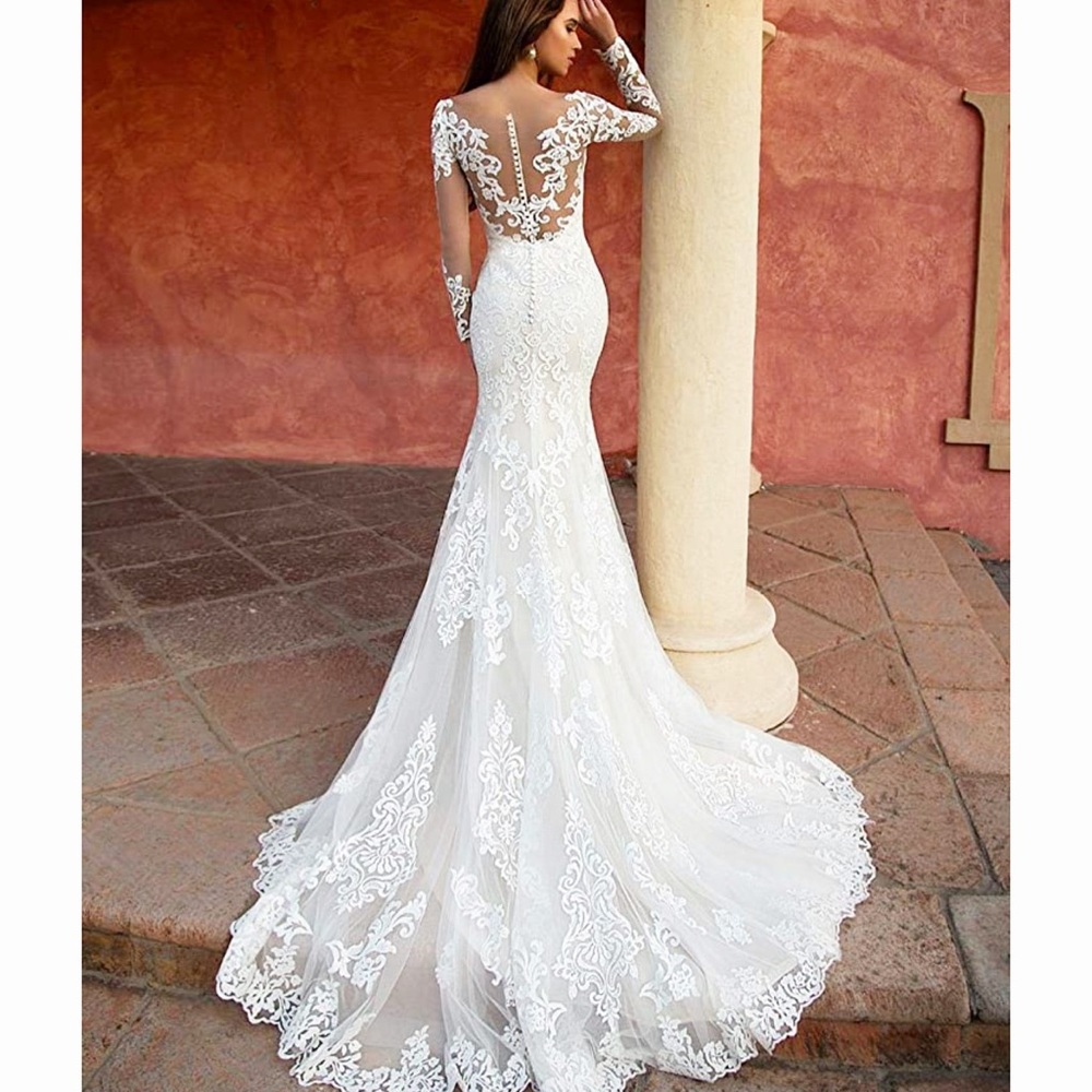 LOVER KISS lace mermaid Wedding dress with fitted inside corset GORGEOUS!!! NEW!